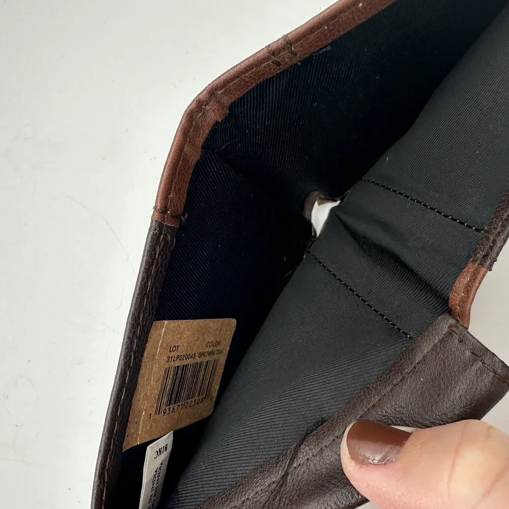 Levi's Leather RFID Wallet Bifold ID Brown And Tan